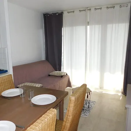 Charming Air-conditioned Studio 'cannes Beach' With Sea View And Pool Apartman